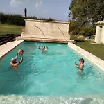 Mas Des Treilles - D'hotes 